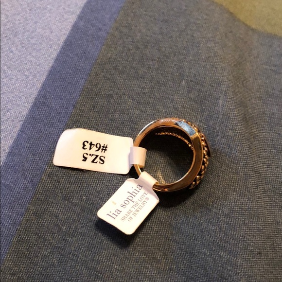 Ring - Picture 2 of 2